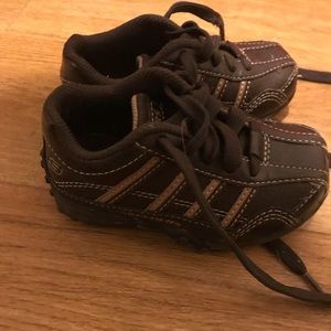 Toddler sketchers size 6